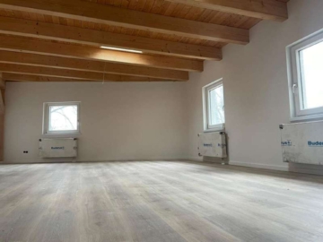 Frisch sanierte 2 Zimmer-Maisonettewohnung – Remise, 15344 Strausberg, Etagenwohnung