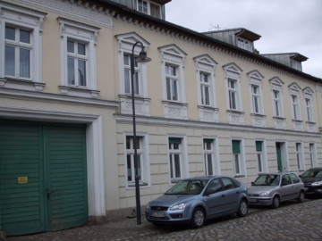 Gemütliche 2 Zimmerwohnung mit Dachterrasse, 15345 Altlandsberg, Etagenwohnung