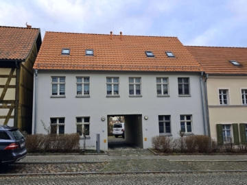 Charmantes Stadthaus mit zwei Wohneinheiten in bester Altstadtlage von Strausberg, 15344 Strausberg, Mehrfamilienhaus